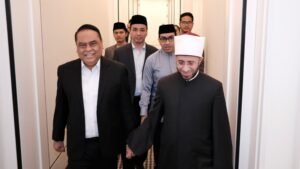 Bersama Menteri Wakaf Mesir